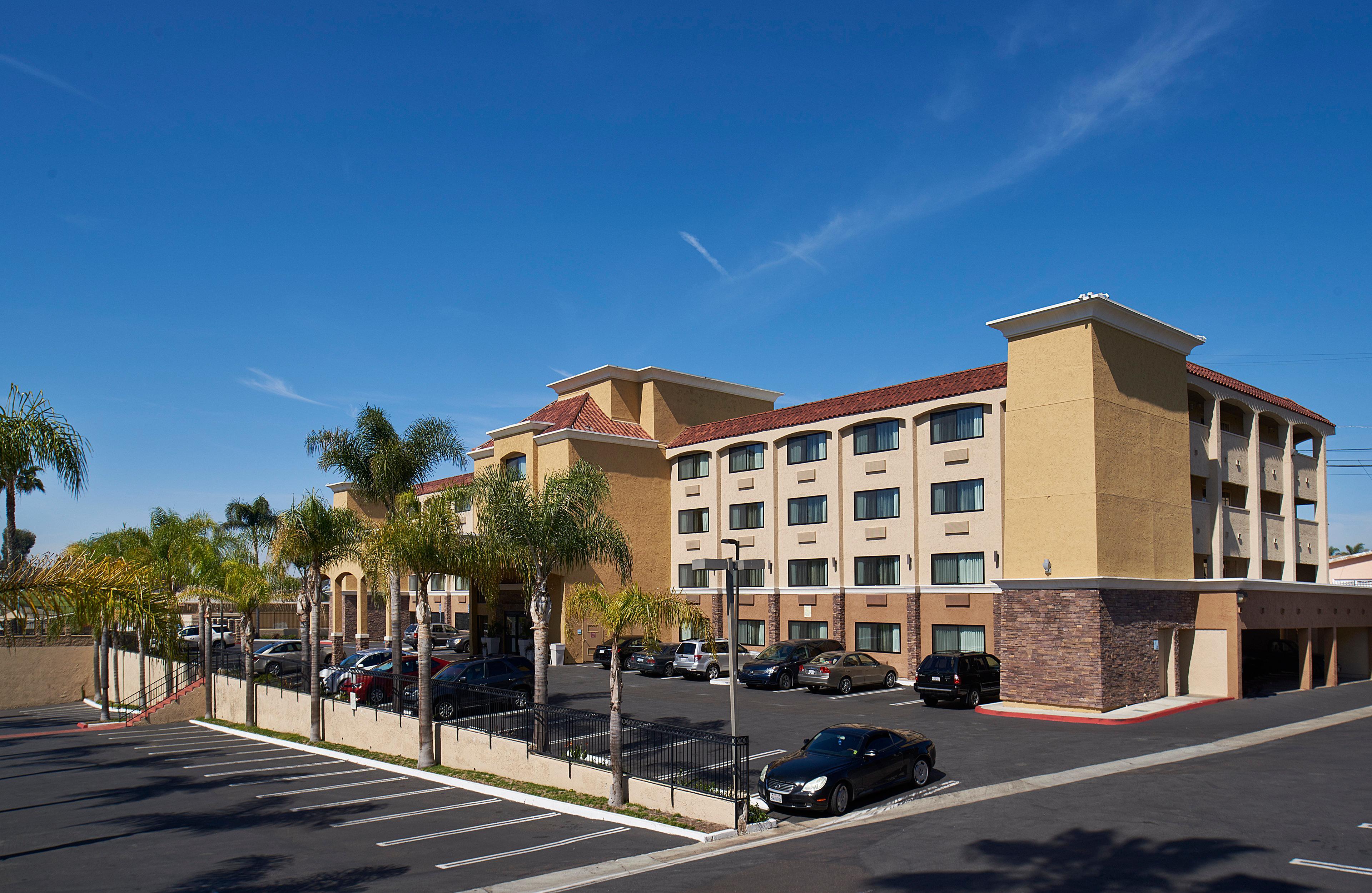 Holiday Inn Express San Diego South - National City By Ihg Eksteriør billede