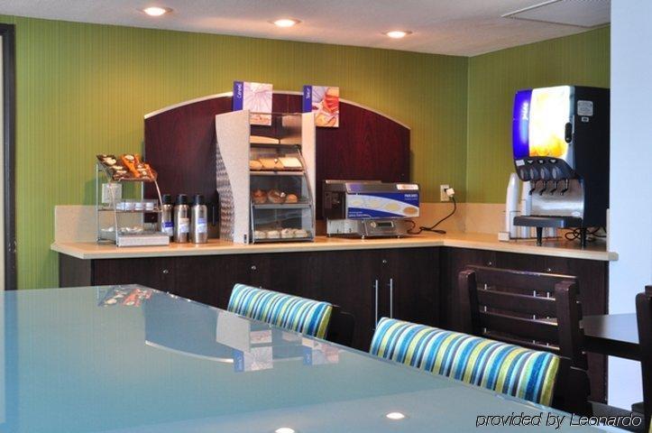 Holiday Inn Express San Diego South - National City By Ihg Restaurant billede
