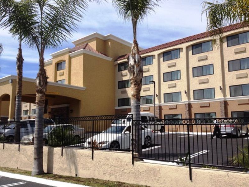 Holiday Inn Express San Diego South - National City By Ihg Eksteriør billede